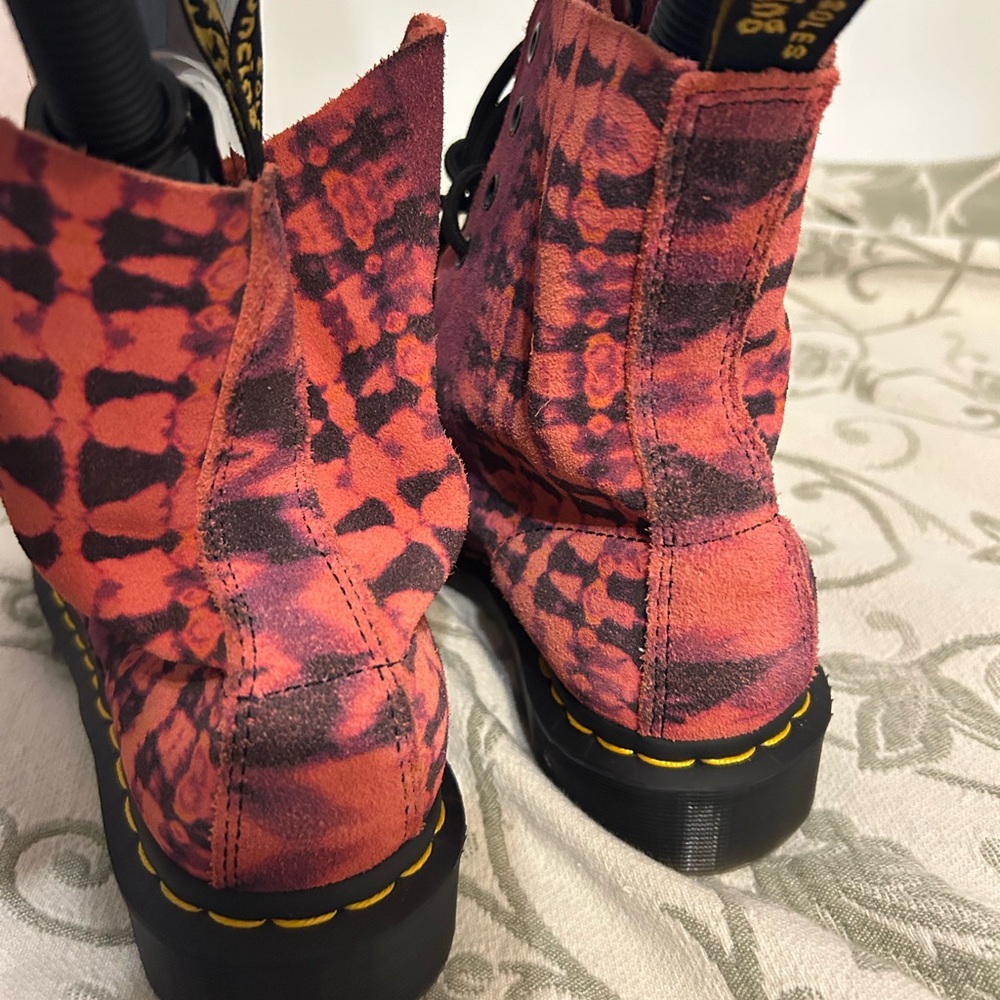 Vibrant Patterned Lace-Up Boots - Picture 3 of 8